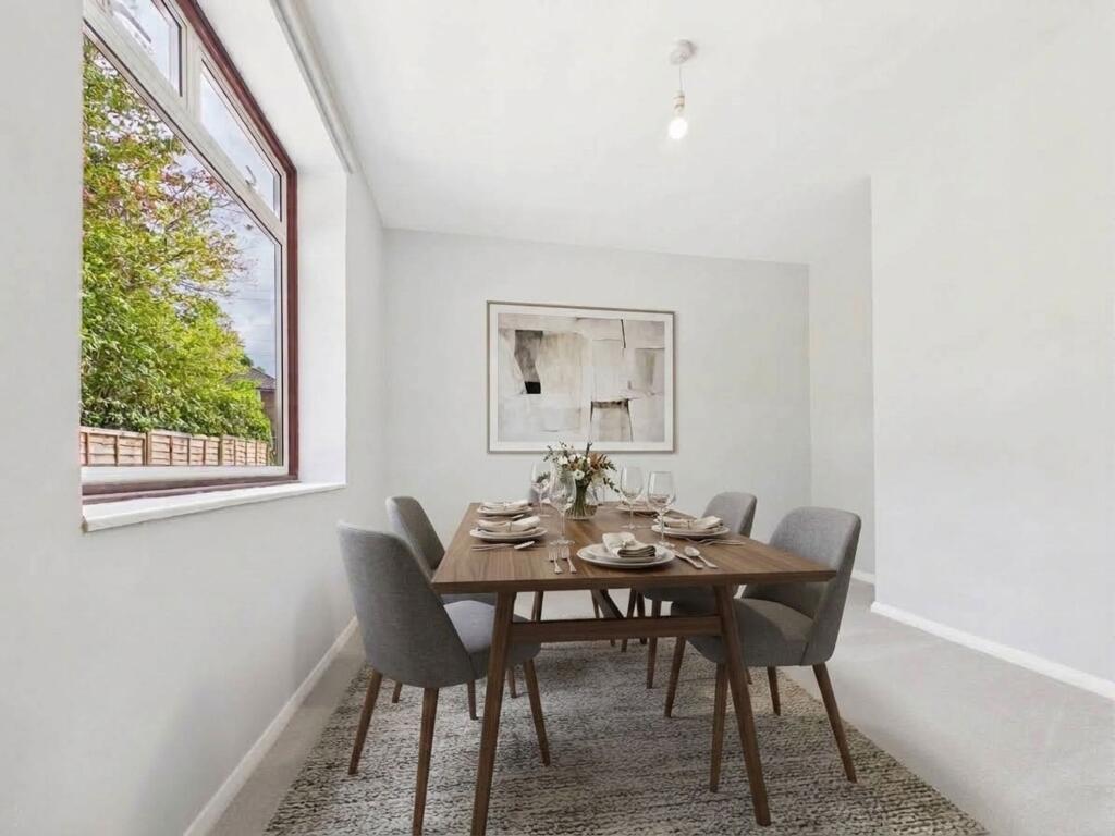 House in Watford - View 3