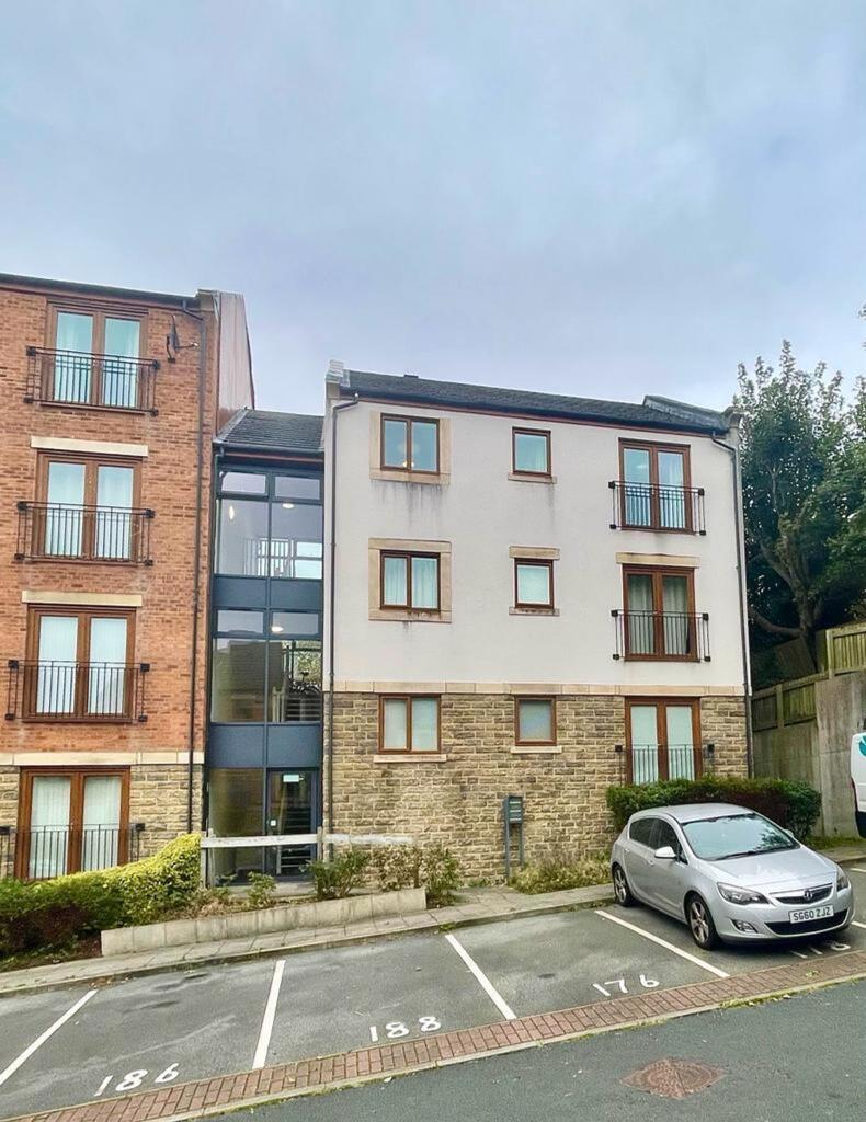 Main image of property: Greenlea Court, Huddersfield, HD5