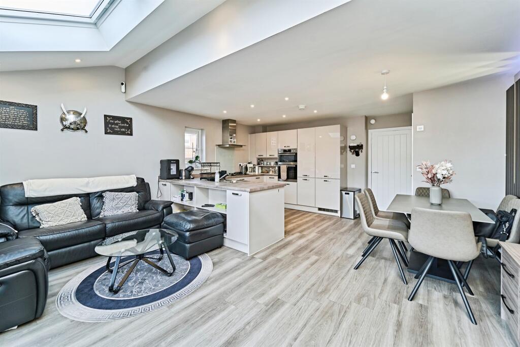 Additional image 9 of The Parade, West Bromwich