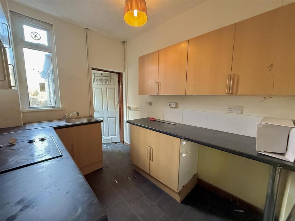 Cromer Street, Abercwmboi, Aberdare photo 5