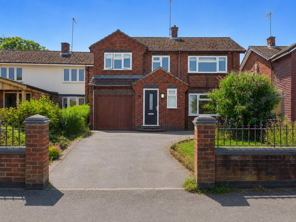 4-bed detached on Station Road, Rolleston-On-Dove, Burton-On-Trent, £425,000