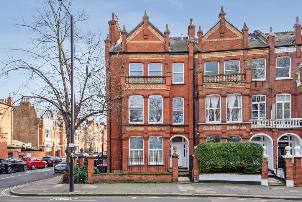 Main image of property: New Kings Road, Fulham, SW6