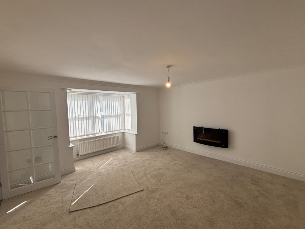 Additional image 3 of Yeoman Court, Clayton Heights, Bradford, BD6