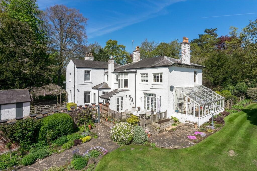 Main image of property: Chelford Road, Knutsford, Cheshire, WA16