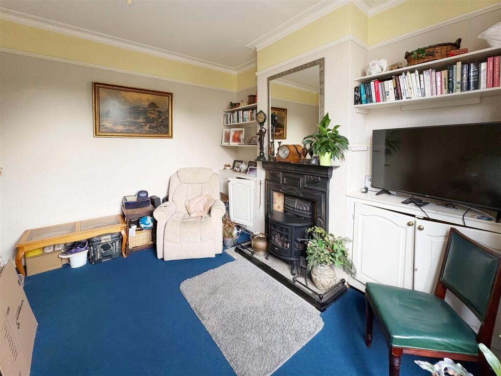 House in Brighton - More