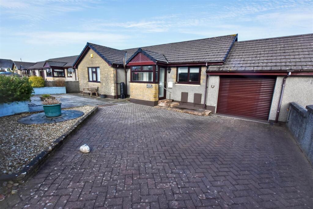 3-bed detached on Higher West Tolgus, Redruth, £340,000
