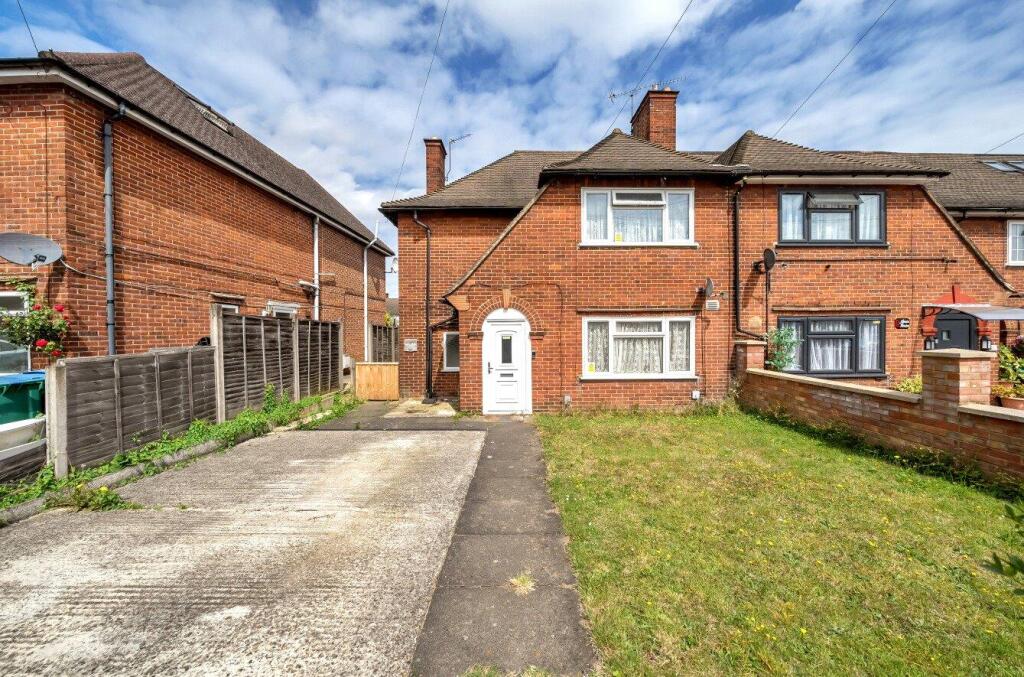Main image of property: Gammons Lane, Watford