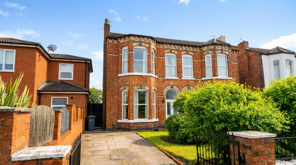 Main image of property: Hampton Road, Southport, PR8 5DZ