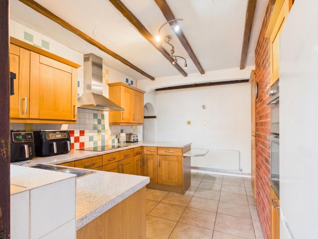 House in Thurrock, Essex - View 5