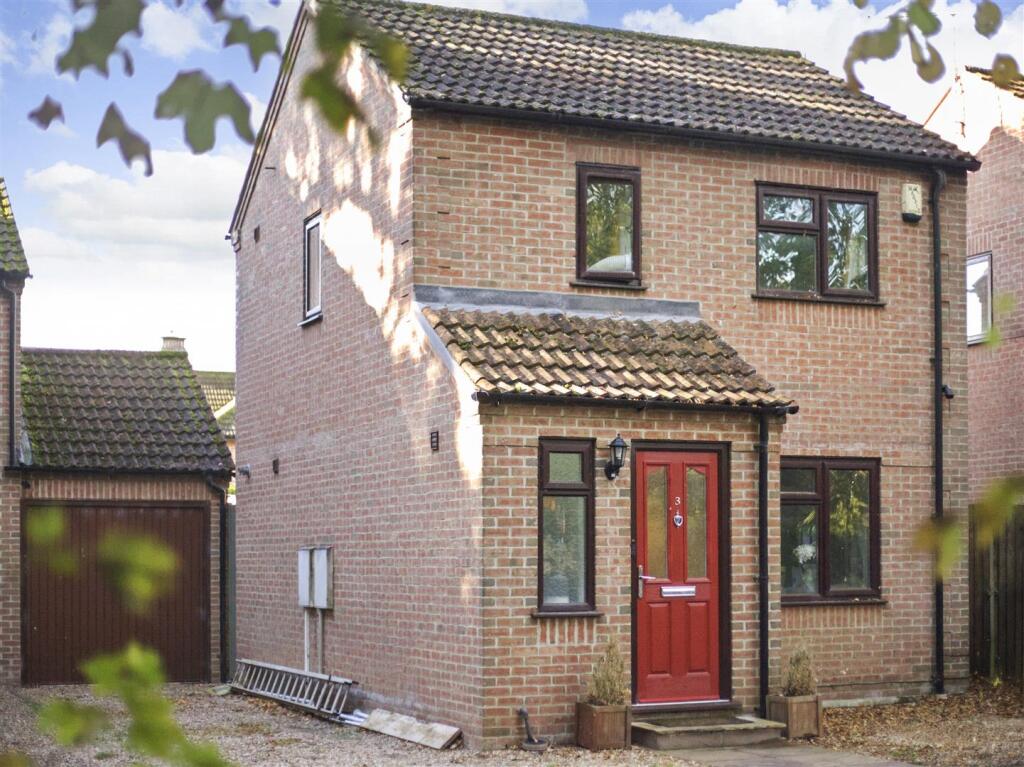 Main image of property: Oakwood, Flintham, Newark