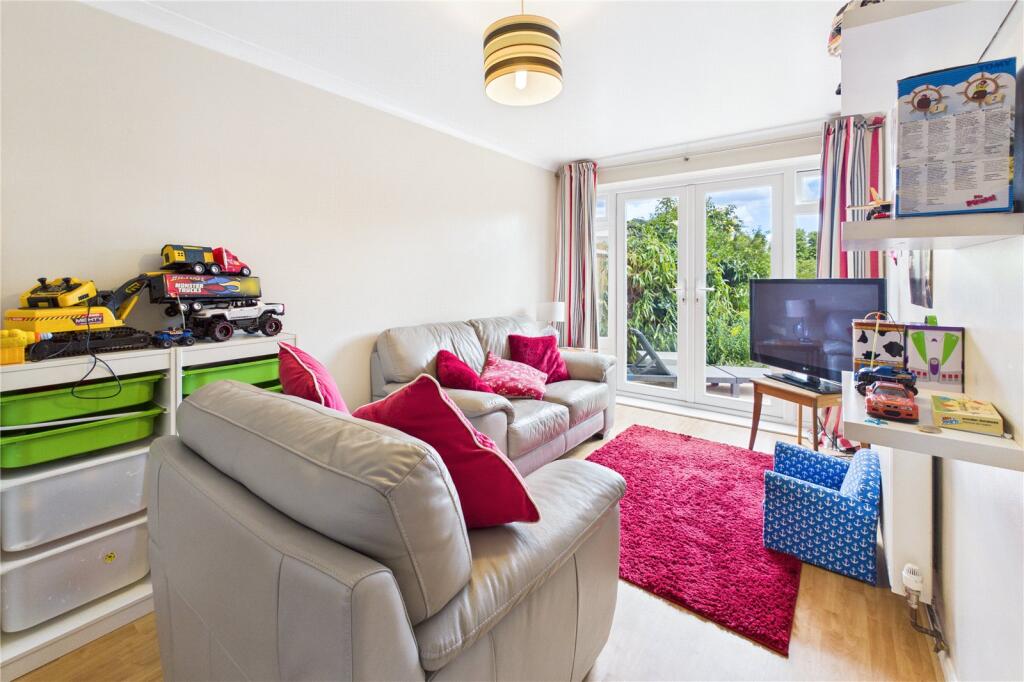Penn Road, Speen, Newbury, Berkshire, RG14 photo 5