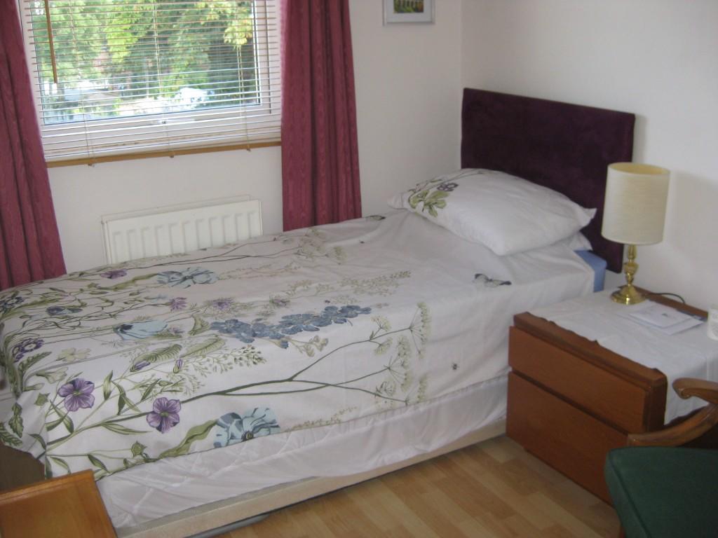 Apartment in Reading - View 5