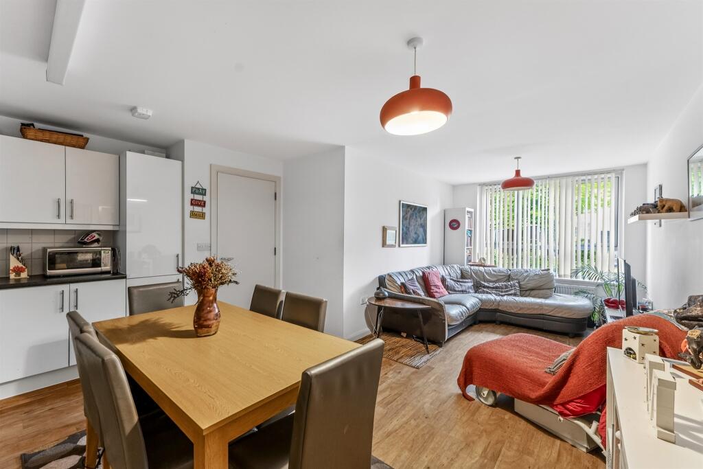 Main image of property: Merton Road