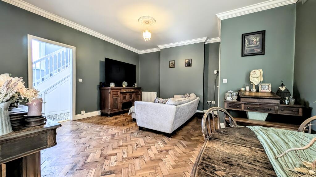 House in East Hampshire, Sleaford, Headley - View 5