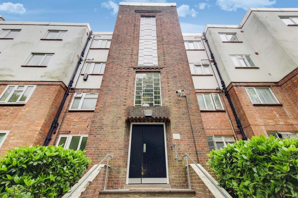 Main image of property: The Woodlands, London, SE19