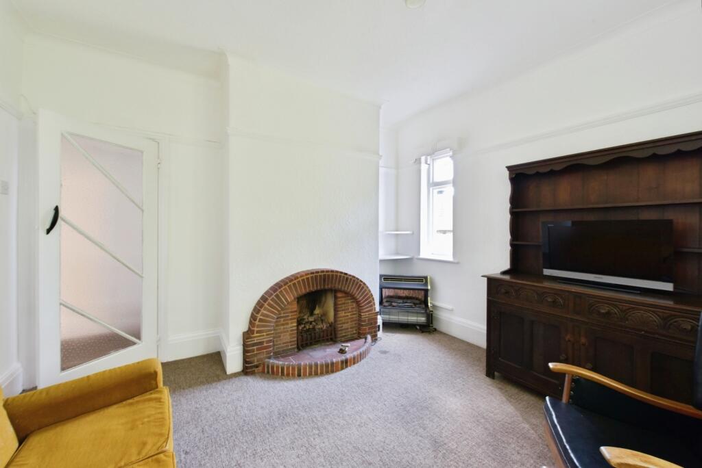 Roxton Road, Sheffield, South Yorkshire, S8 photo 3