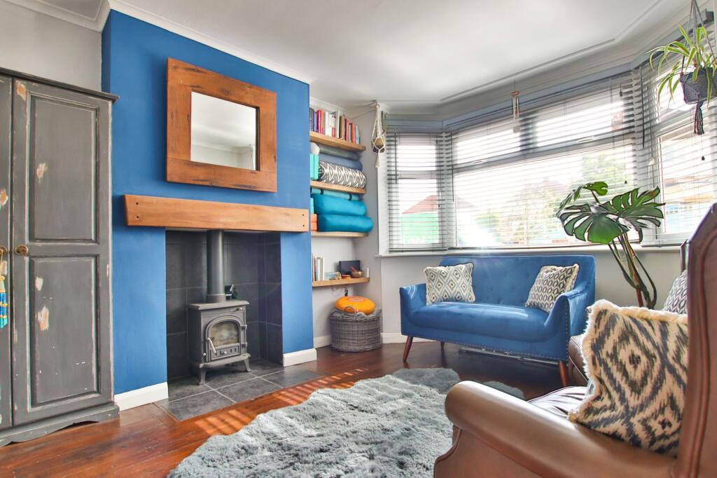 House in Worcester - View 5
