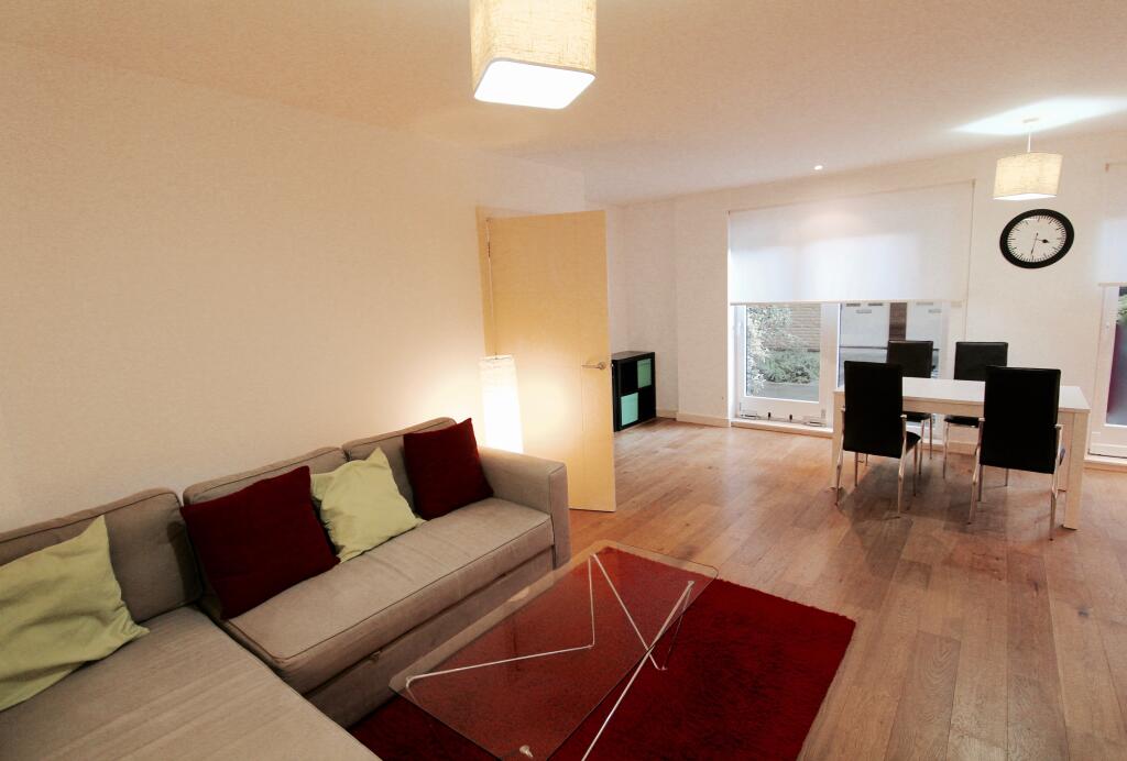 Apartment in London, Millwall, Isle of Dogs - View 4