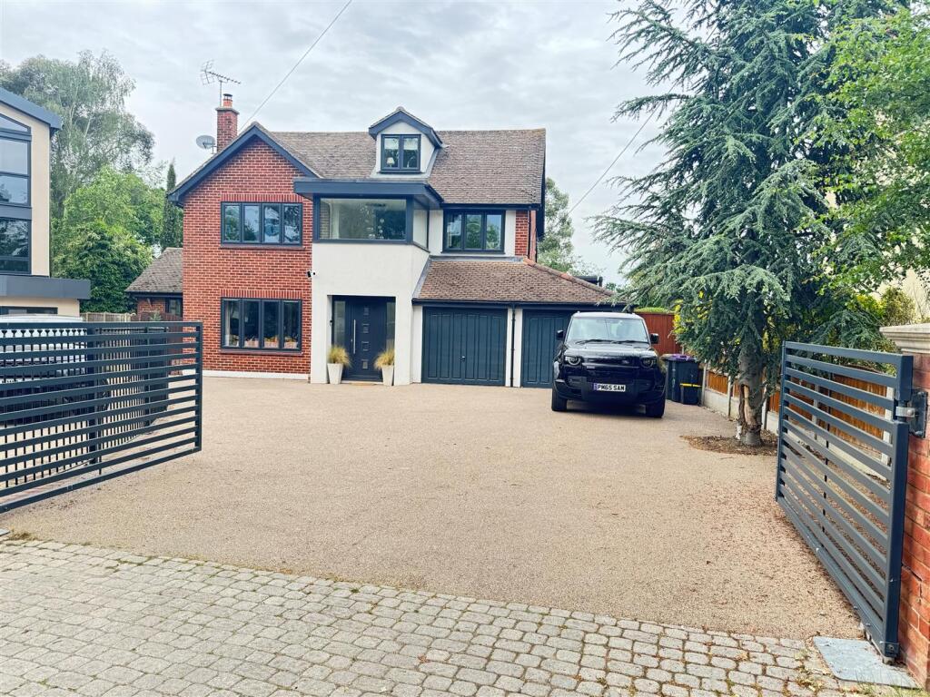 Main image of property: Fountain Lane, Hockley