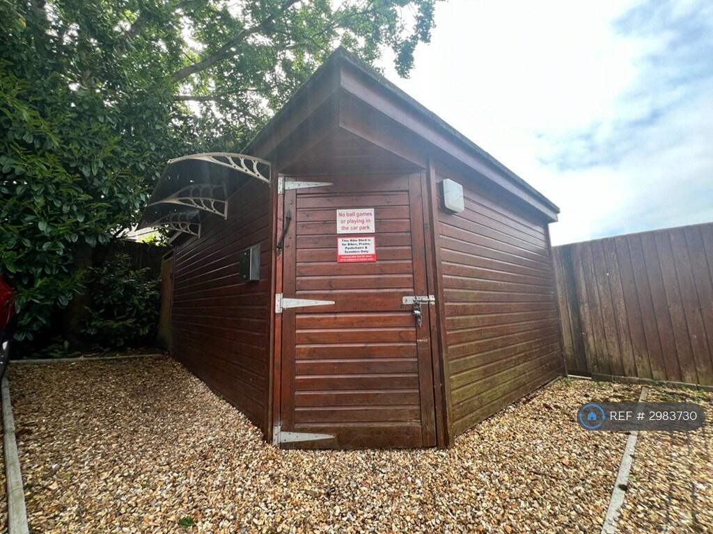 Property photo 8
