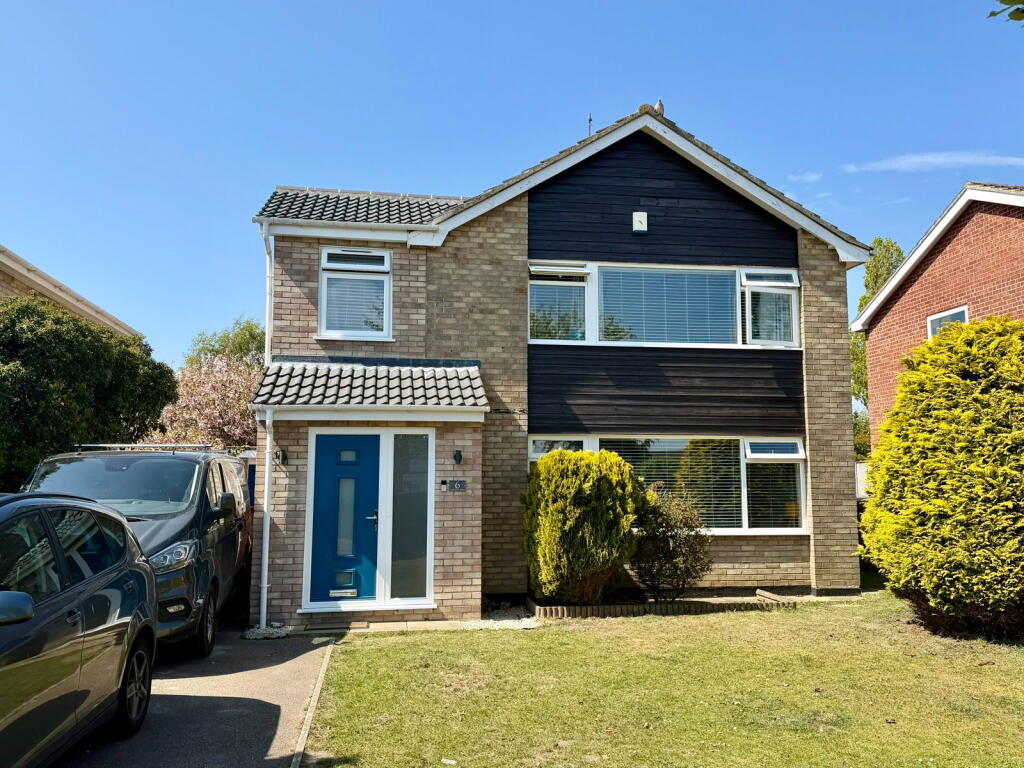Main image of property: Fleetdyke Drive, Lowestoft, NR33 9HD