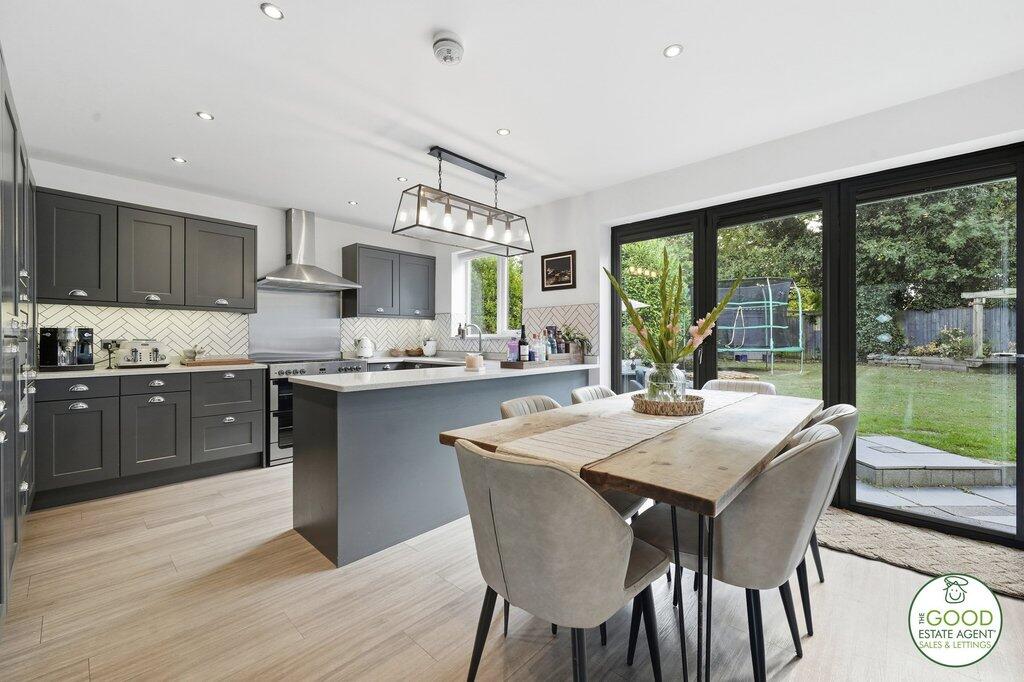 House in Stockport, Greater Manchester - View 5