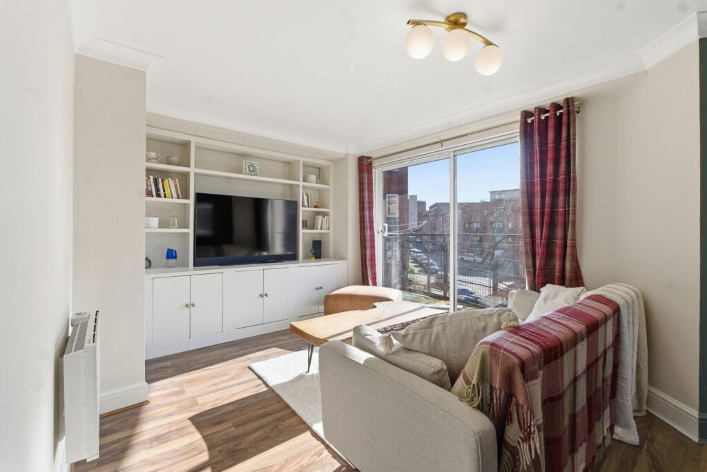 Apartment in Birmingham, Jewellery Quarter - View 5
