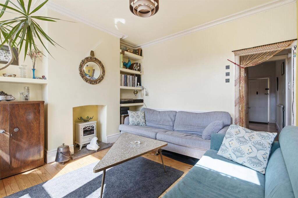 House in Sheffield, Hangingwater, Ranmoor - View 5