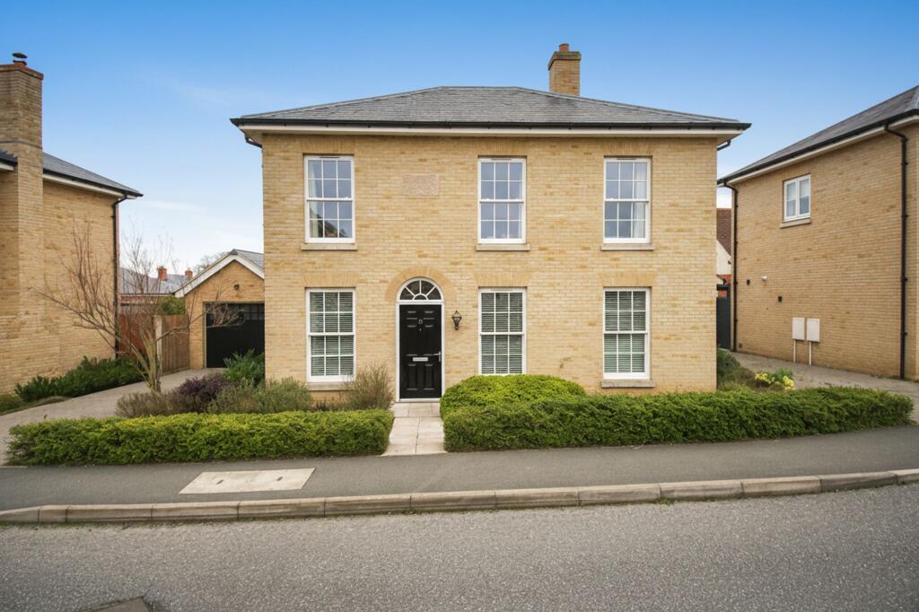 Main image of property: Oak Avenue, Loddon, Norwich