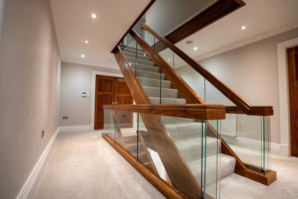 Additional image 25 of Warwick Road, Knowle, Solihull, West Midlands, B93