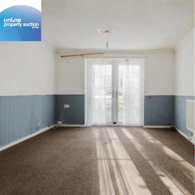 8 Matlock Drive, Grimsby, South Humberside, DN37 9LY photo 5