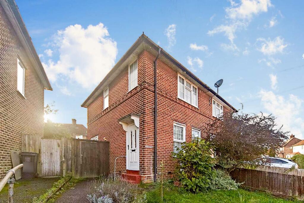 Main image of property: Leof Crescent, London, SE6