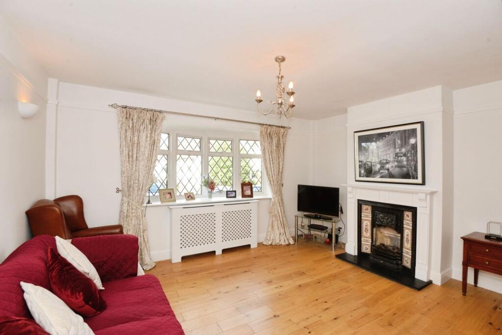 House in Hemel Hempstead, Penn - View 2