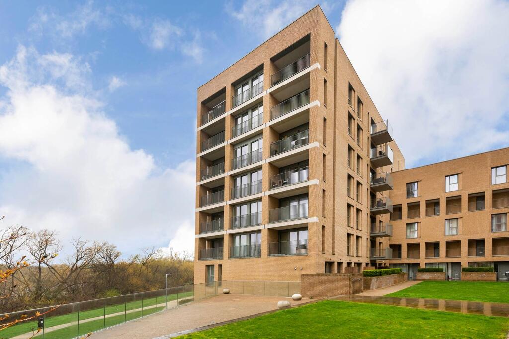 Main image of property: 19 Moorhen Drive, London, NW9