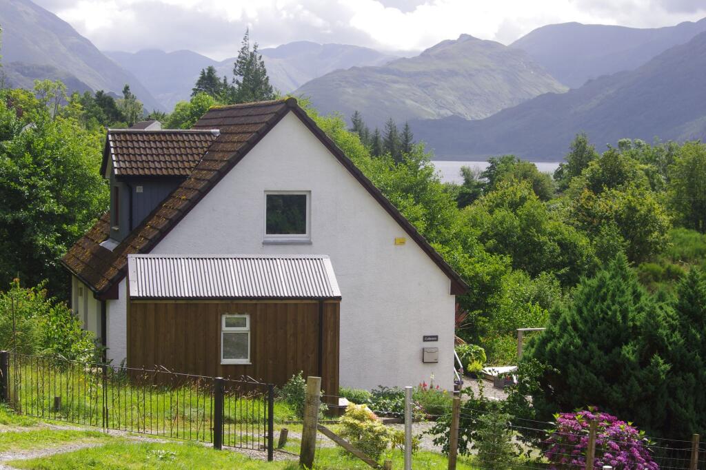 Main image of property: Inverinate, Kyle, IV40 8HB