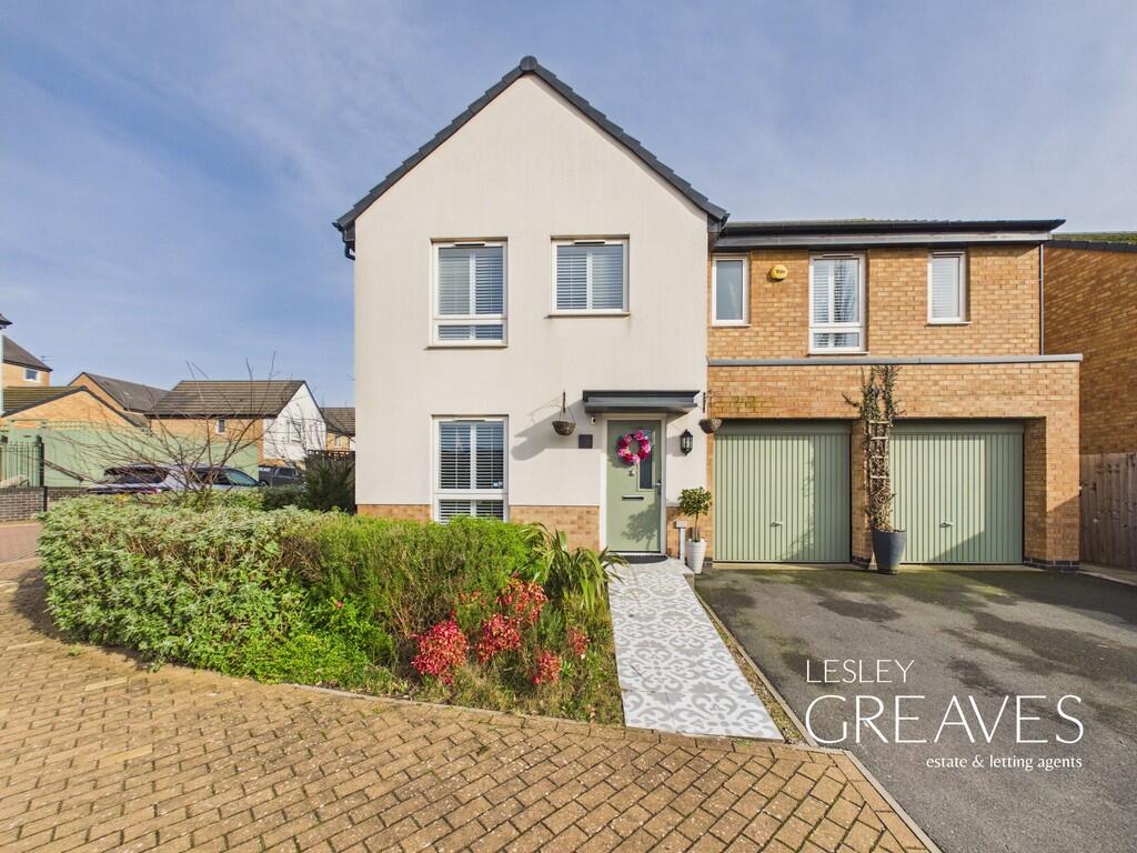 Main image of property: Vickers Close, Gedling, Nottingham