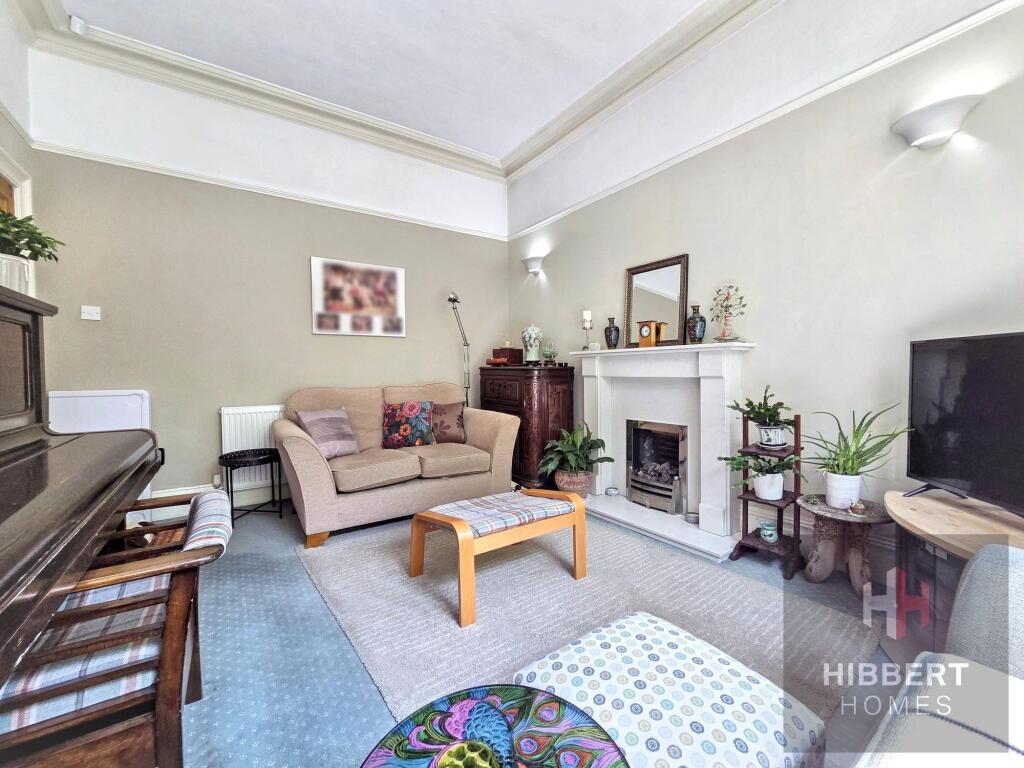 Park Avenue, Sale - More