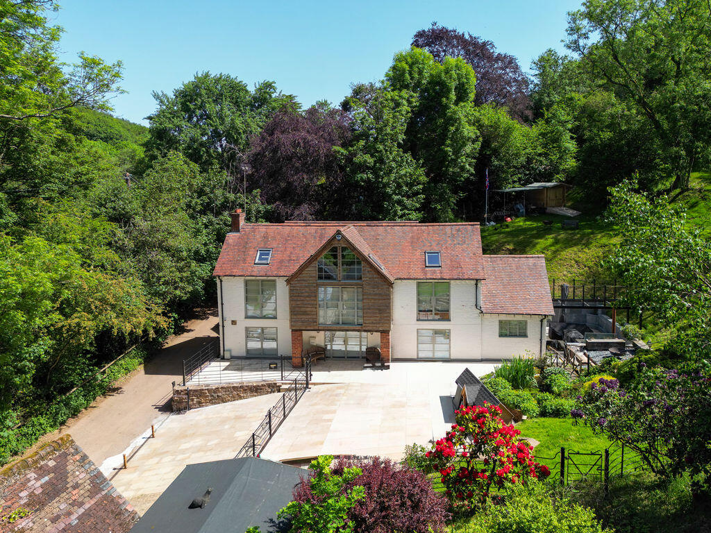 Main image of property: Clatterbach, Stourbridge