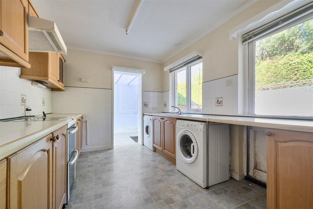 Parkwood Road, Tavistock photo 3
