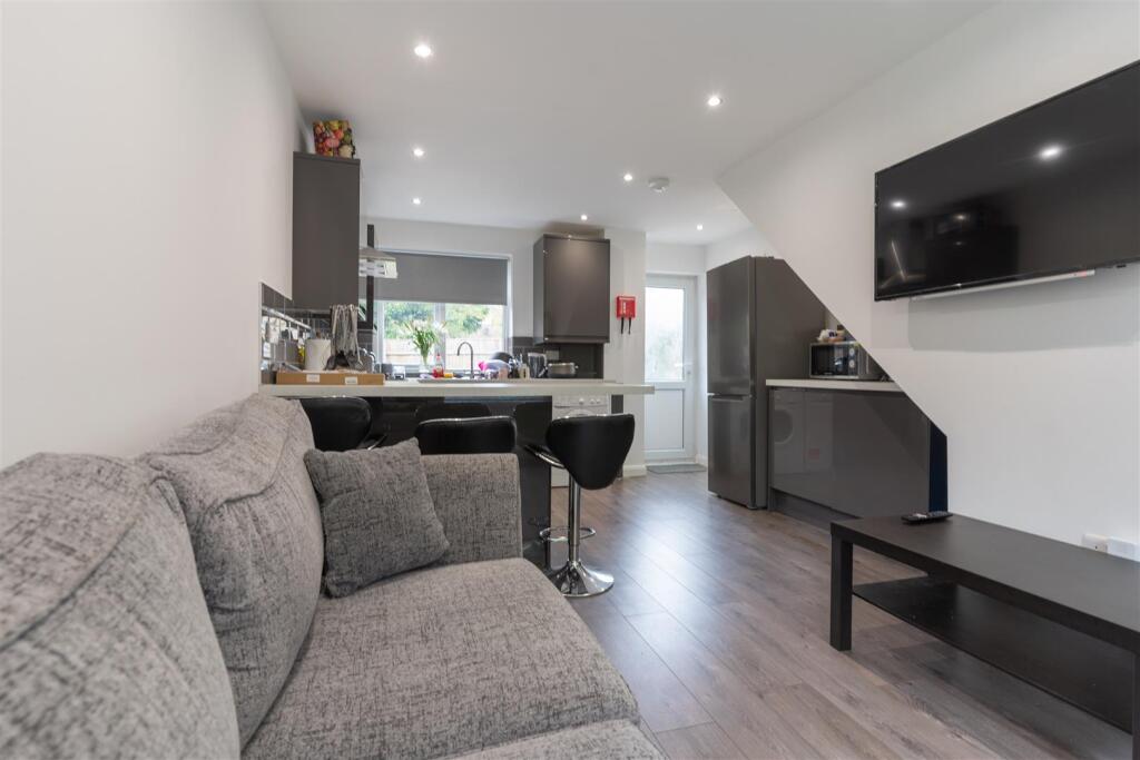 Roman Way, Birmingham, B15 photo 4