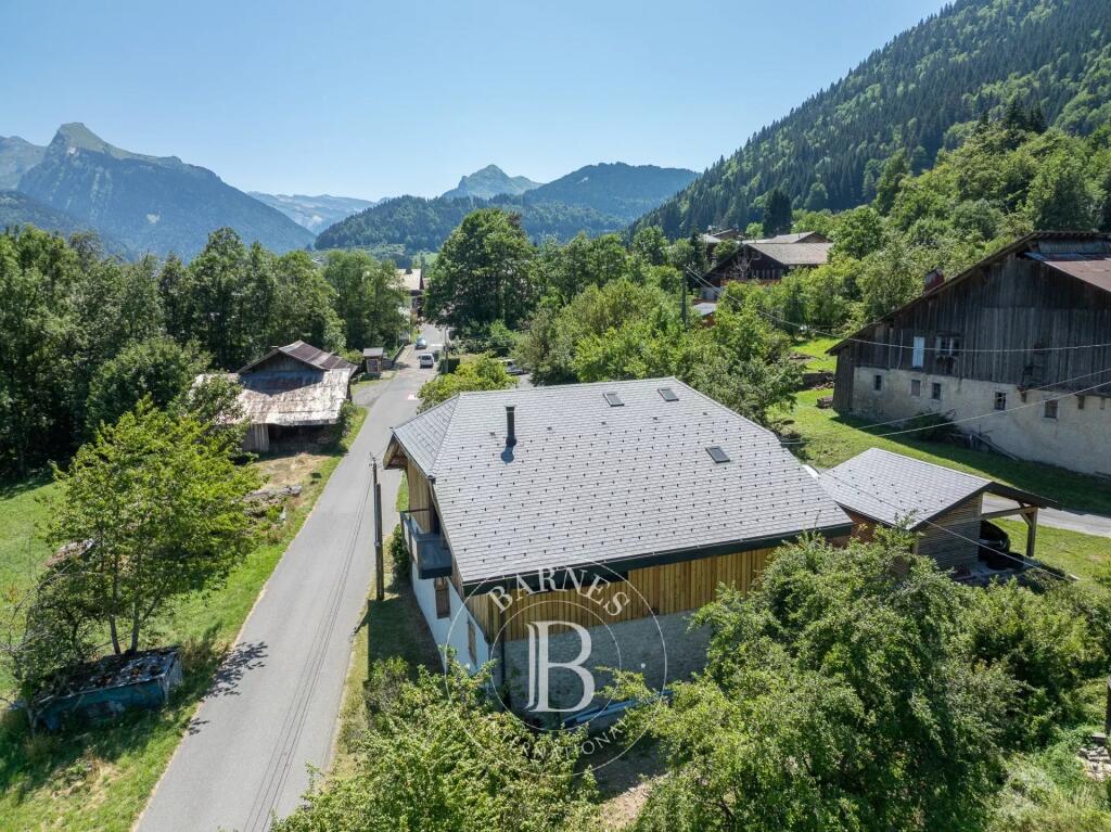 Main image of property: Rhone Alps, Haute-Savoie, Essert-Romand