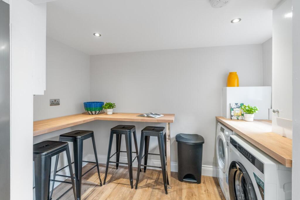 House in Leeds - View 4