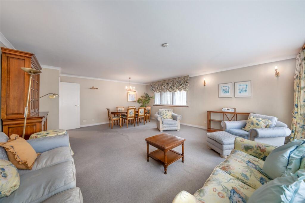 Apartment in London - View 3