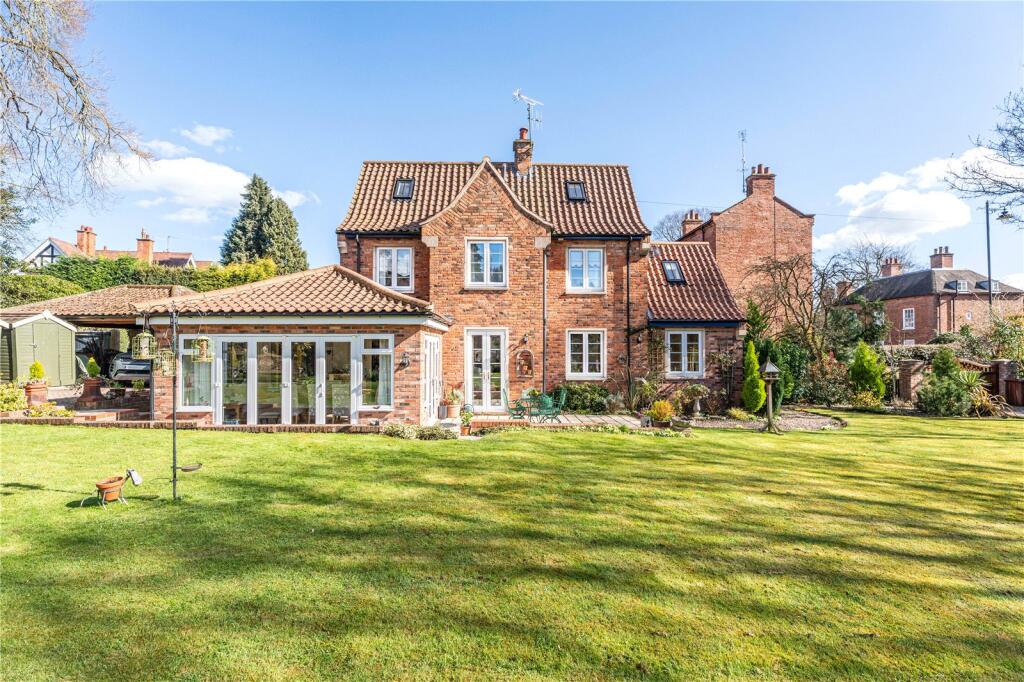 Main image of property: Church Street, Southwell, Nottinghamshire, NG25