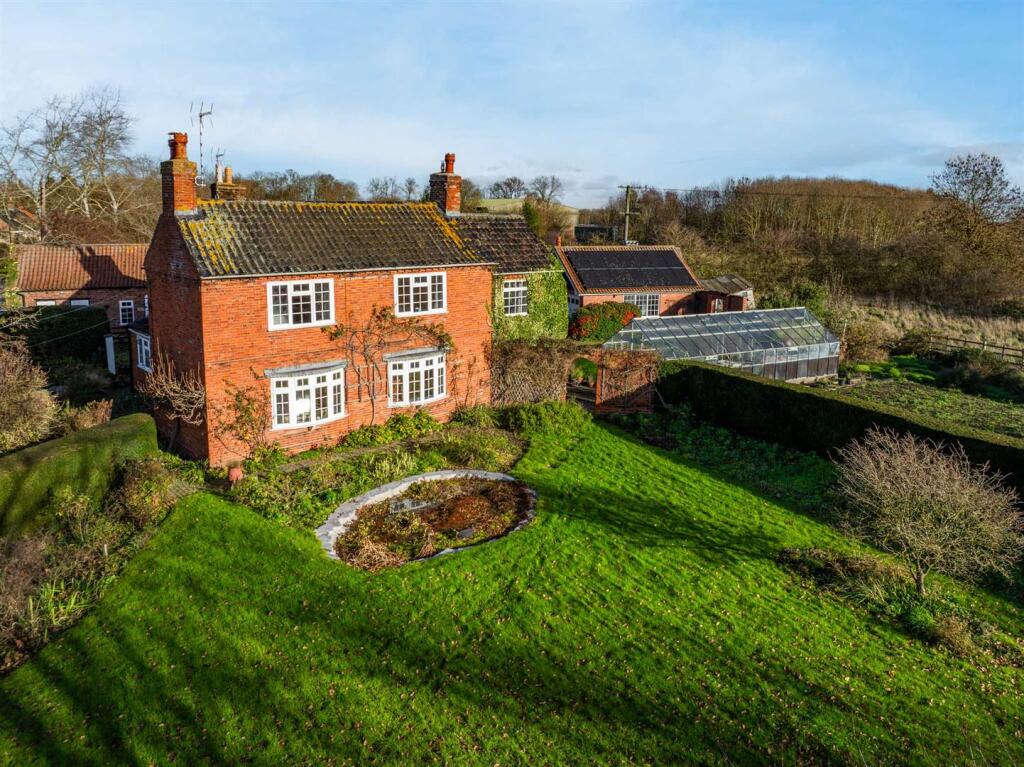 Main image of property: Main Street, Normanton