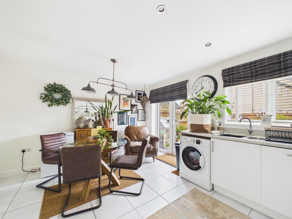 House in Derby, Snelsmoor - View 5