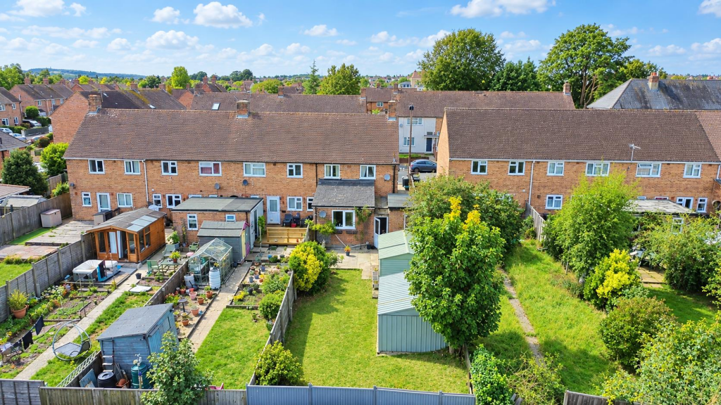 3-bed terraced on Windsor Road, Dorchester, £315,000