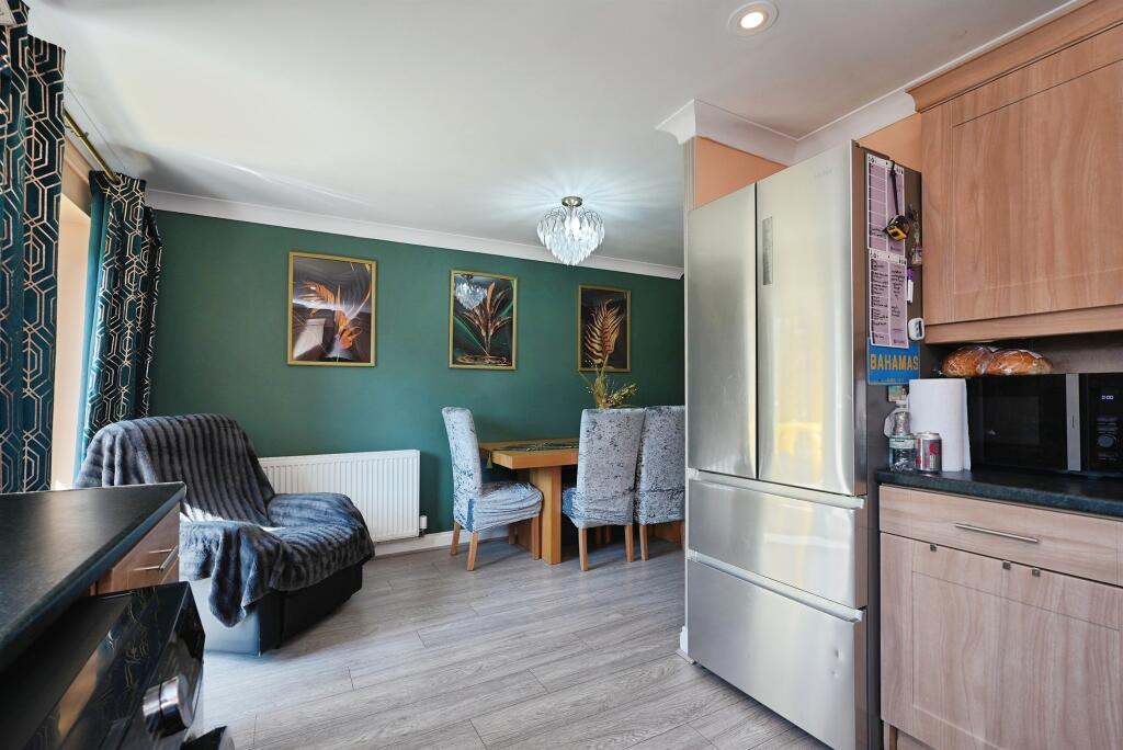 House in Brighouse, Field Lane, Rastrick - View 5