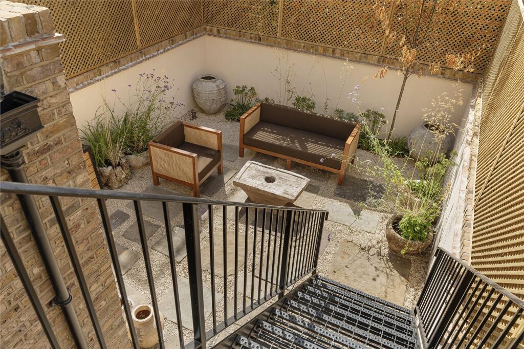 Apartment in London, Royal Borough of Kensington and Chelsea - View 4