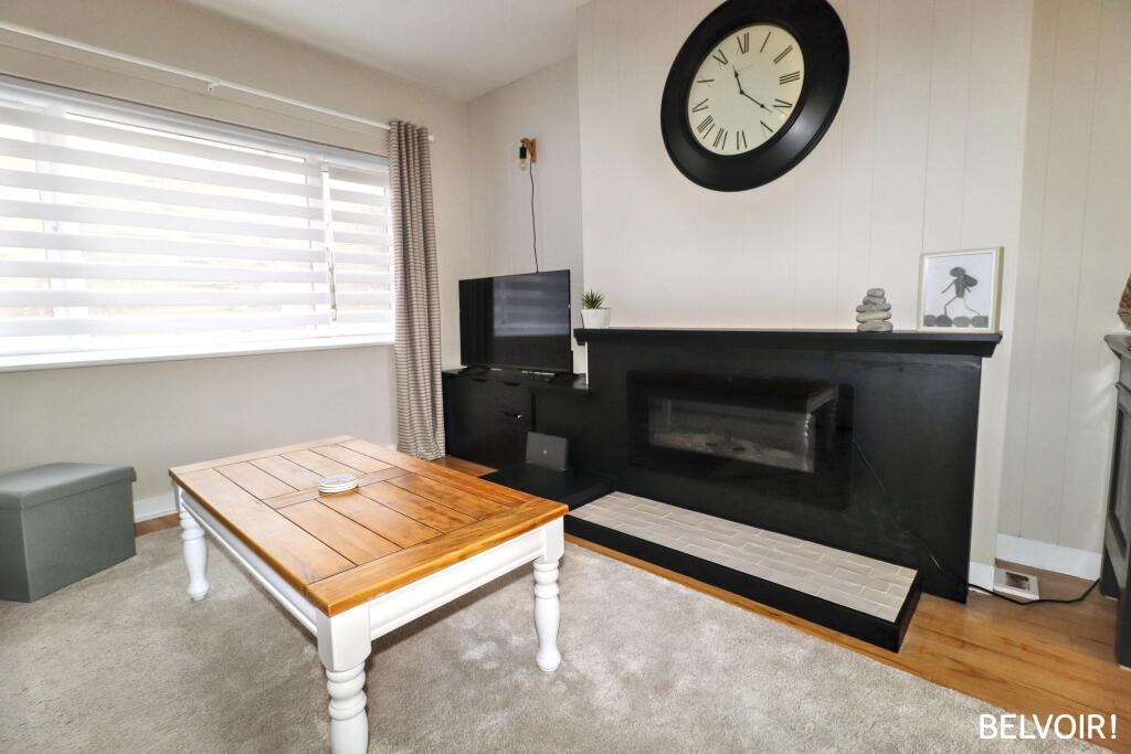 Dyffryn Avenue, Rhydyfelin, Pontypridd, CF37 photo 3